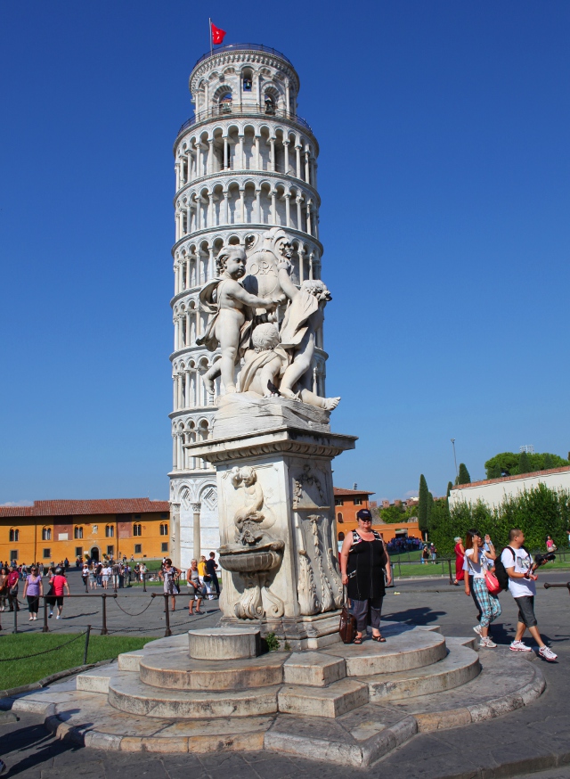 Fountain with Angels in Pisa, Italy